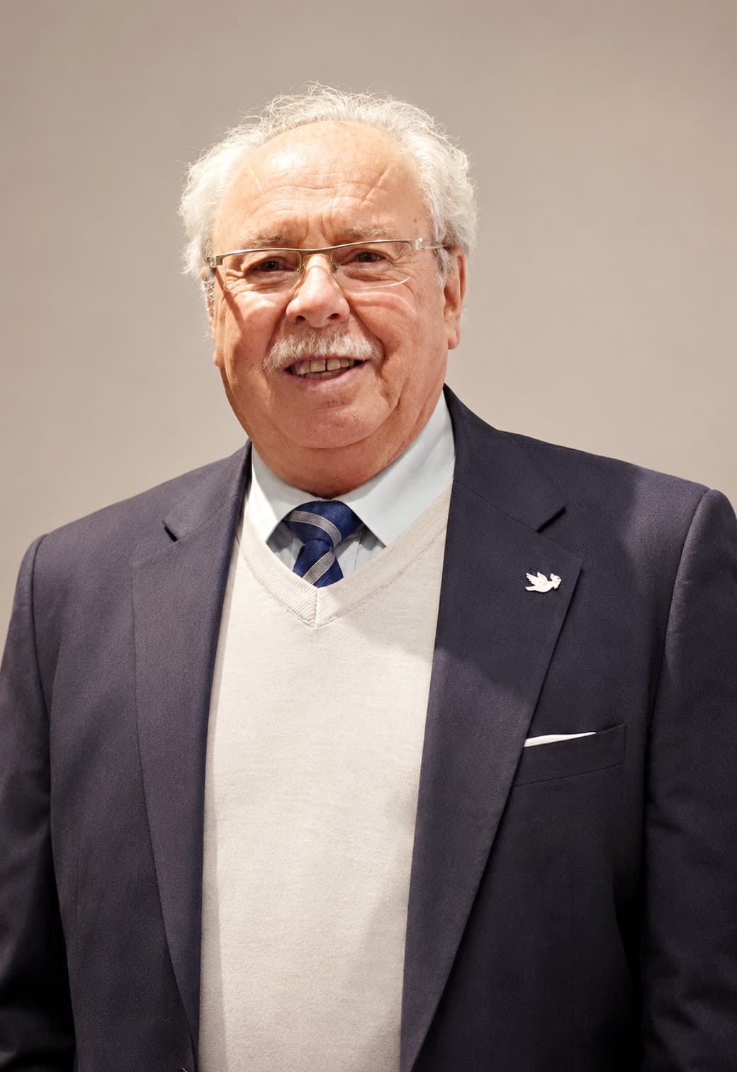 Prof. Héctor Horacio Henry, Presidente